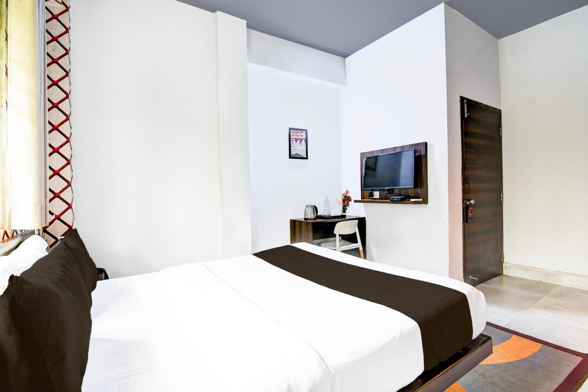 Super Townhouse Chandrasekharpur Bhubaneswar Exterior photo