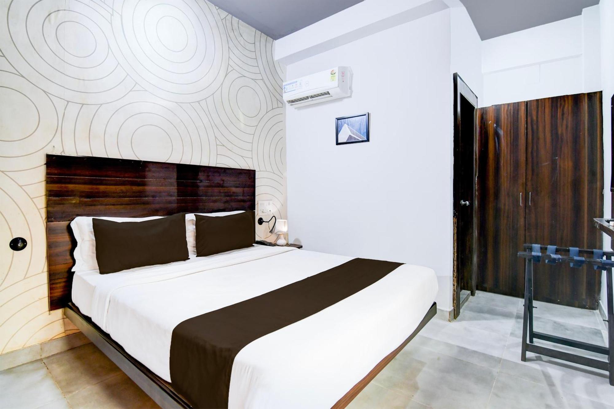 Super Townhouse Chandrasekharpur Bhubaneswar Exterior photo